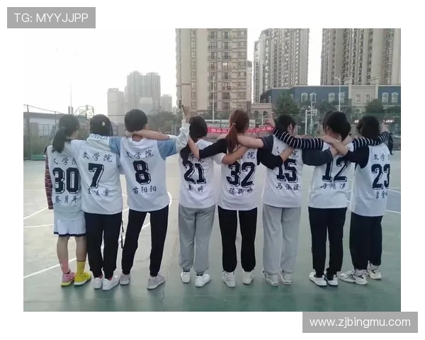 篮球团队协作实力对比成都篮球队荣获第三名佳绩分析