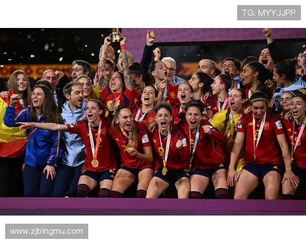 西班牙国家队在世界杯积分榜上以61分稳居第一名,展现强大实力 西班牙国家队在世界杯积分榜上以61分稳居第一名,展现强大实力